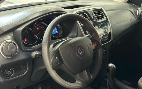 Renault Logan II, 2017 год, 1 049 900 рублей, 9 фотография