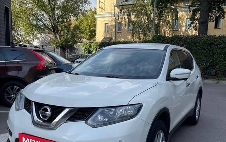 Nissan X-Trail, 2017 год, 2 300 000 рублей, 2 фотография