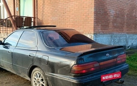 Toyota Vista, 1992 год, 300 000 рублей, 2 фотография