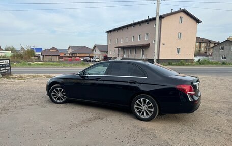 Mercedes-Benz E-Класс, 2016 год, 3 000 000 рублей, 8 фотография