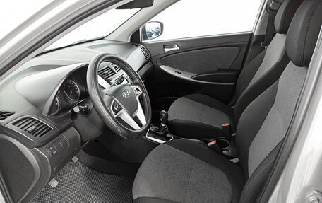 Hyundai Solaris II рестайлинг, 2013 год, 879 000 рублей, 16 фотография