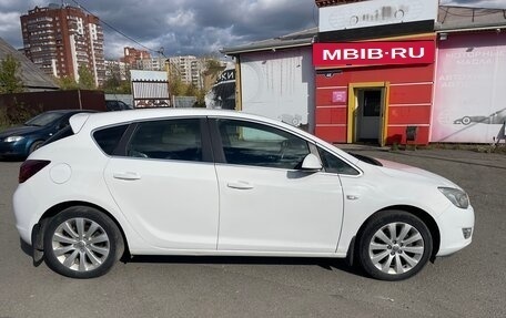 Opel Astra J, 2011 год, 750 000 рублей, 6 фотография