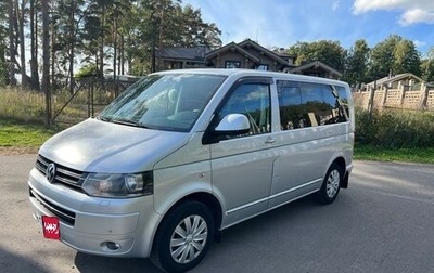 Volkswagen Multivan T5, 2011 год, 2 000 000 рублей, 1 фотография