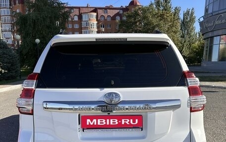 Toyota Land Cruiser Prado 150 рестайлинг 2, 2015 год, 4 700 000 рублей, 4 фотография