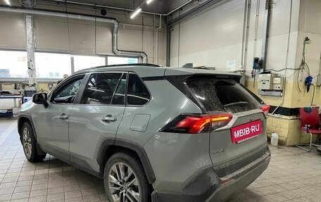 Toyota RAV4, 2020 год, 4 395 000 рублей, 4 фотография