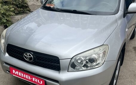 Toyota RAV4, 2005 год, 1 250 000 рублей, 3 фотография