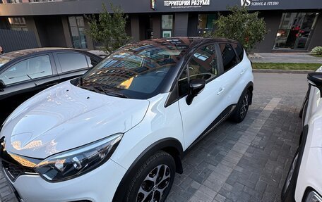 Renault Kaptur I рестайлинг, 2019 год, 1 970 000 рублей, 2 фотография