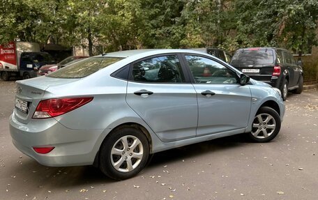 Hyundai Solaris II рестайлинг, 2011 год, 890 000 рублей, 6 фотография