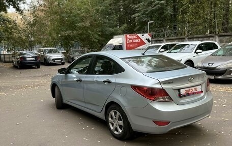 Hyundai Solaris II рестайлинг, 2011 год, 890 000 рублей, 9 фотография