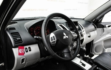 Mitsubishi Pajero IV, 2010 год, 1 245 000 рублей, 9 фотография