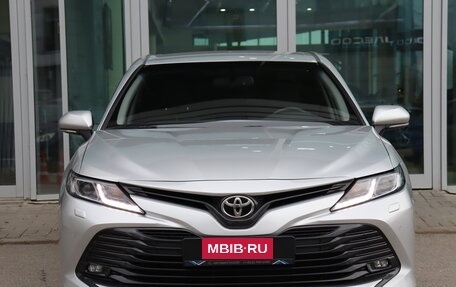 Toyota Camry, 2020 год, 3 250 000 рублей, 2 фотография