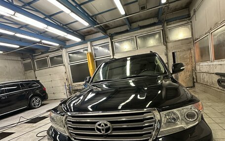 Toyota Land Cruiser 200, 2011 год, 3 640 000 рублей, 6 фотография