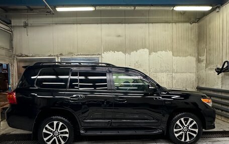 Toyota Land Cruiser 200, 2011 год, 3 640 000 рублей, 5 фотография