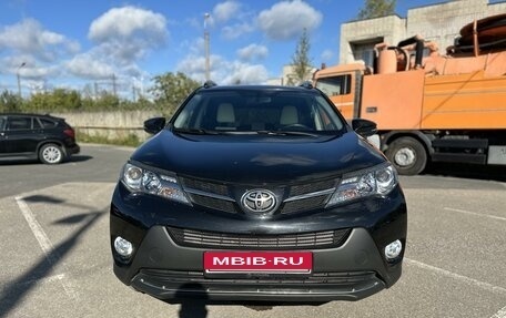 Toyota RAV4, 2013 год, 1 990 000 рублей, 3 фотография