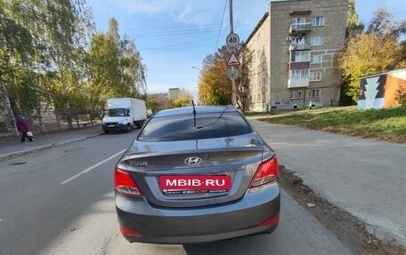 Hyundai Solaris II рестайлинг, 2015 год, 640 000 рублей, 6 фотография