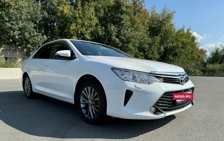 Toyota Camry, 2016 год, 2 299 000 рублей, 2 фотография