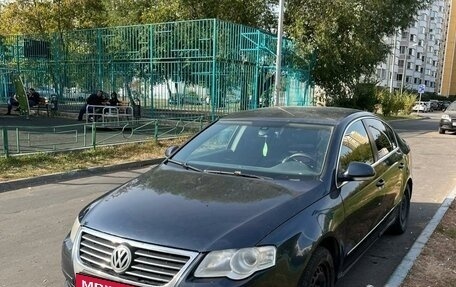 Volkswagen Passat B6, 2008 год, 640 000 рублей, 2 фотография