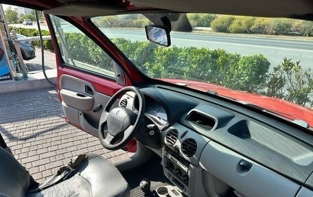 Renault Kangoo II рестайлинг, 2004 год, 400 000 рублей, 8 фотография