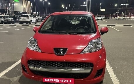 Peugeot 107 I рестайлинг, 2010 год, 490 000 рублей, 2 фотография