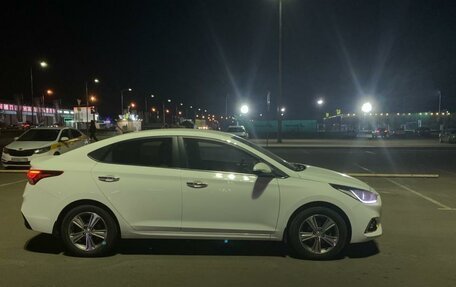 Hyundai Solaris II рестайлинг, 2018 год, 1 675 000 рублей, 13 фотография