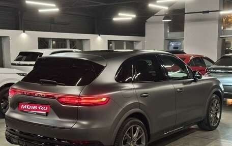 Porsche Cayenne III, 2021 год, 10 900 000 рублей, 2 фотография