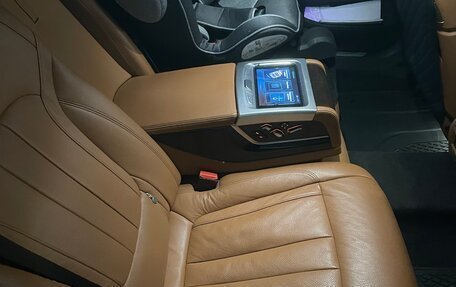 BMW 7 серия, 2016 год, 3 700 000 рублей, 15 фотография