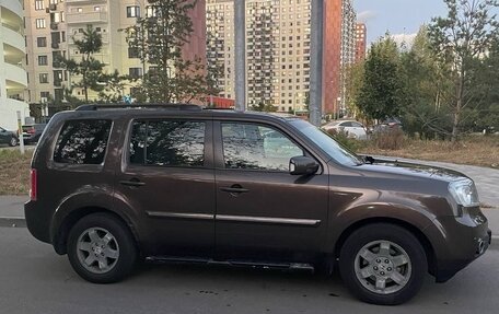 Honda Pilot III рестайлинг, 2012 год, 2 300 000 рублей, 2 фотография