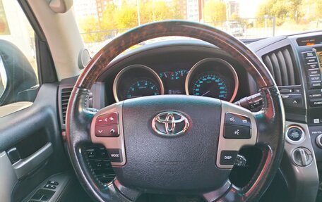 Toyota Land Cruiser 200, 2011 год, 4 700 000 рублей, 4 фотография