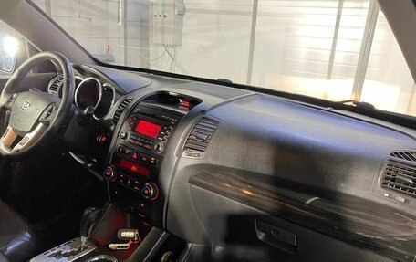 KIA Sorento II рестайлинг, 2011 год, 1 299 000 рублей, 12 фотография