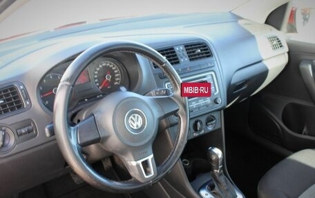 Volkswagen Polo VI (EU Market), 2013 год, 860 000 рублей, 14 фотография