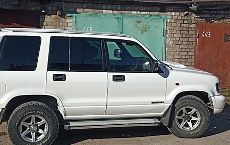 Isuzu Bighorn II, 2000 год, 900 000 рублей, 2 фотография