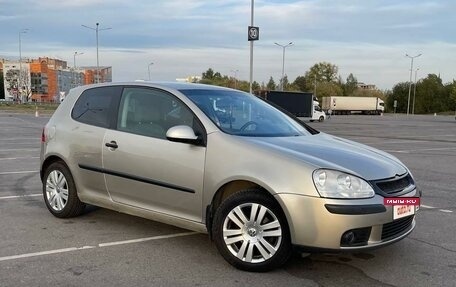 Volkswagen Golf V, 2004 год, 520 000 рублей, 8 фотография