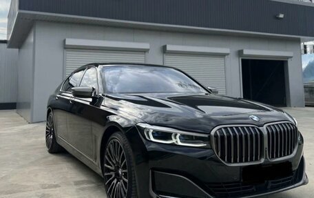 BMW 7 серия, 2019 год, 9 000 000 рублей, 2 фотография