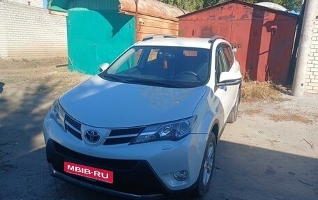 Toyota RAV4, 2014 год, 2 499 000 рублей, 1 фотография