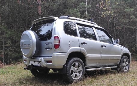 Chevrolet Niva I рестайлинг, 2003 год, 425 000 рублей, 6 фотография