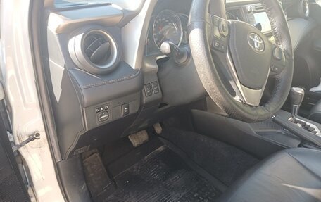 Toyota RAV4, 2014 год, 2 499 000 рублей, 9 фотография