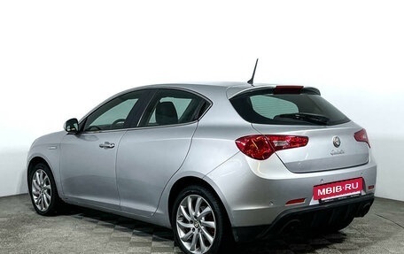 Alfa Romeo Giulietta, 2012 год, 1 043 000 рублей, 8 фотография