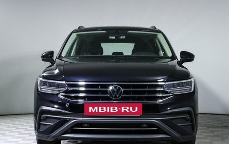 Volkswagen Tiguan II, 2023 год, 4 400 000 рублей, 2 фотография