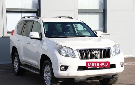 Toyota Land Cruiser Prado 150 рестайлинг 2, 2010 год, 2 299 000 рублей, 3 фотография