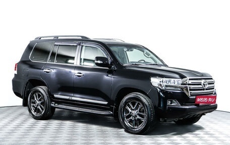 Toyota Land Cruiser 200, 2015 год, 6 344 000 рублей, 3 фотография