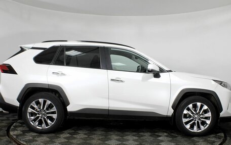 Toyota RAV4, 2020 год, 3 260 000 рублей, 4 фотография