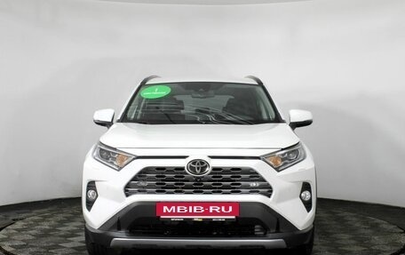 Toyota RAV4, 2020 год, 3 260 000 рублей, 2 фотография