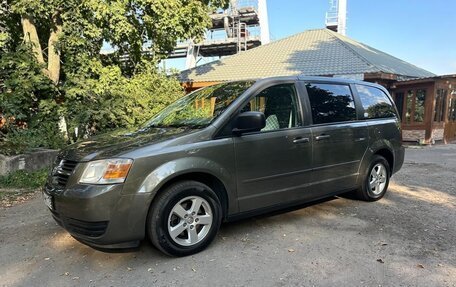 Dodge Caravan V, 2010 год, 1 280 000 рублей, 36 фотография