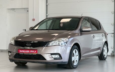 KIA cee'd I рестайлинг, 2010 год, 790 000 рублей, 1 фотография