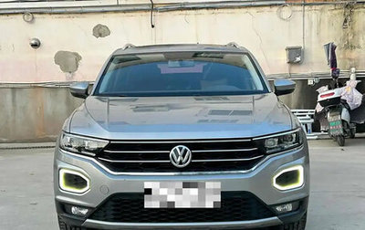 Volkswagen T-Roc I, 2021 год, 1 640 000 рублей, 1 фотография