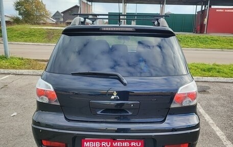 Mitsubishi Outlander III рестайлинг 3, 2006 год, 860 000 рублей, 5 фотография