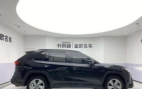 Toyota RAV4, 2021 год, 2 825 273 рублей, 6 фотография