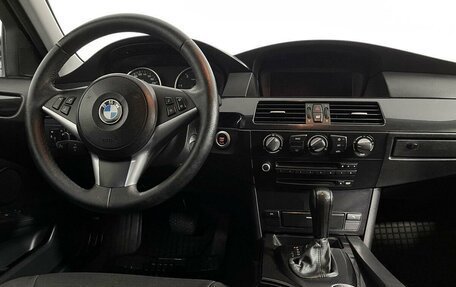 BMW 5 серия, 2007 год, 1 223 000 рублей, 15 фотография