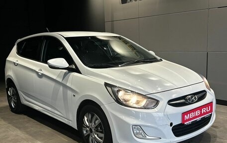 Hyundai Solaris II рестайлинг, 2012 год, 1 050 000 рублей, 4 фотография