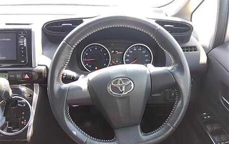 Toyota Wish II, 2012 год, 1 450 000 рублей, 11 фотография